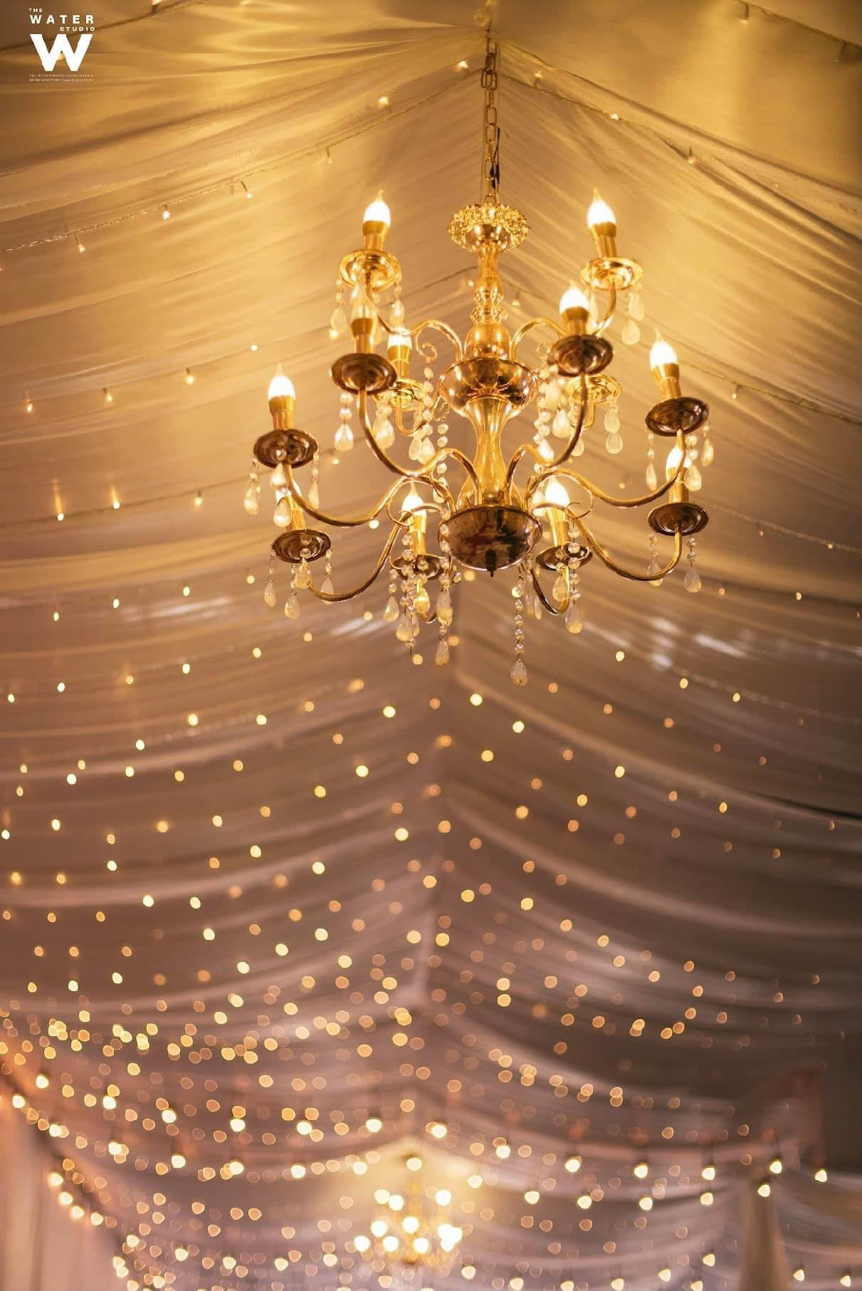 ໂຄມໄຟແກ້ວ Chandelier VIP