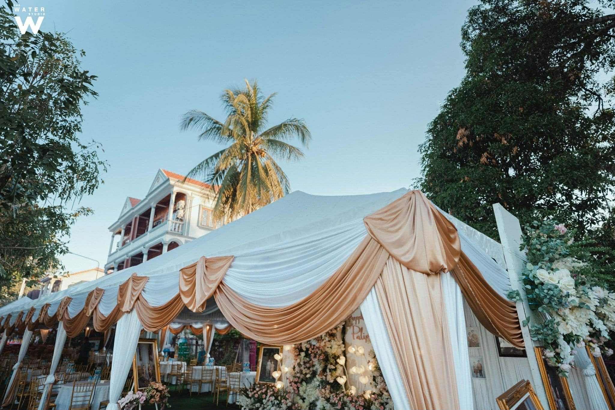 ເຕັ້ນ Marquee 5x8